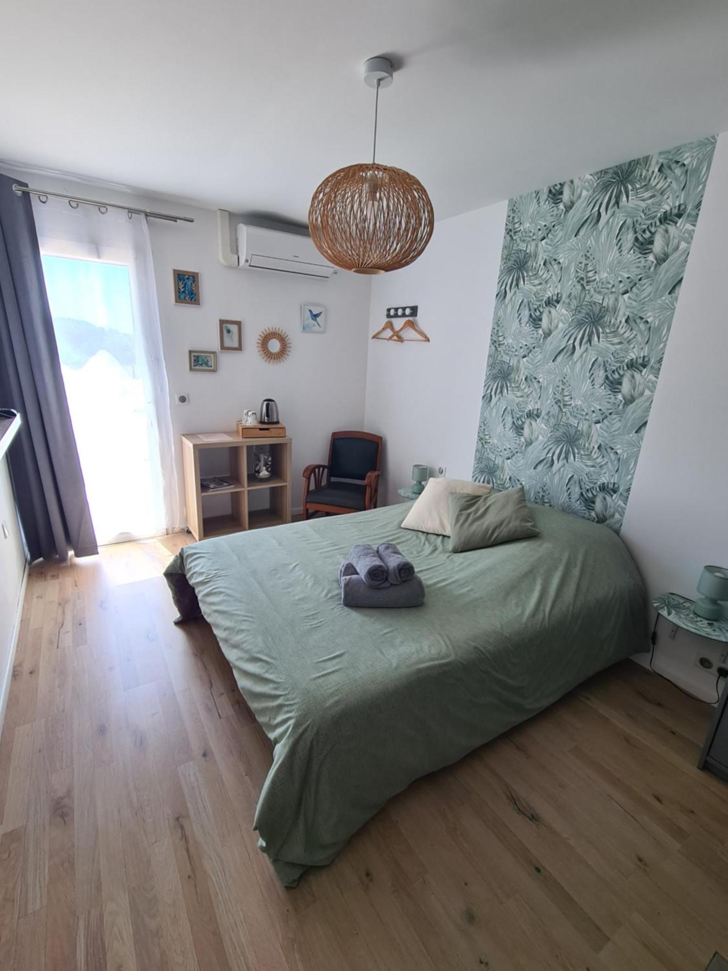 Le Petit Chene Hotel Orgnac-lʼAven Kültér fotó